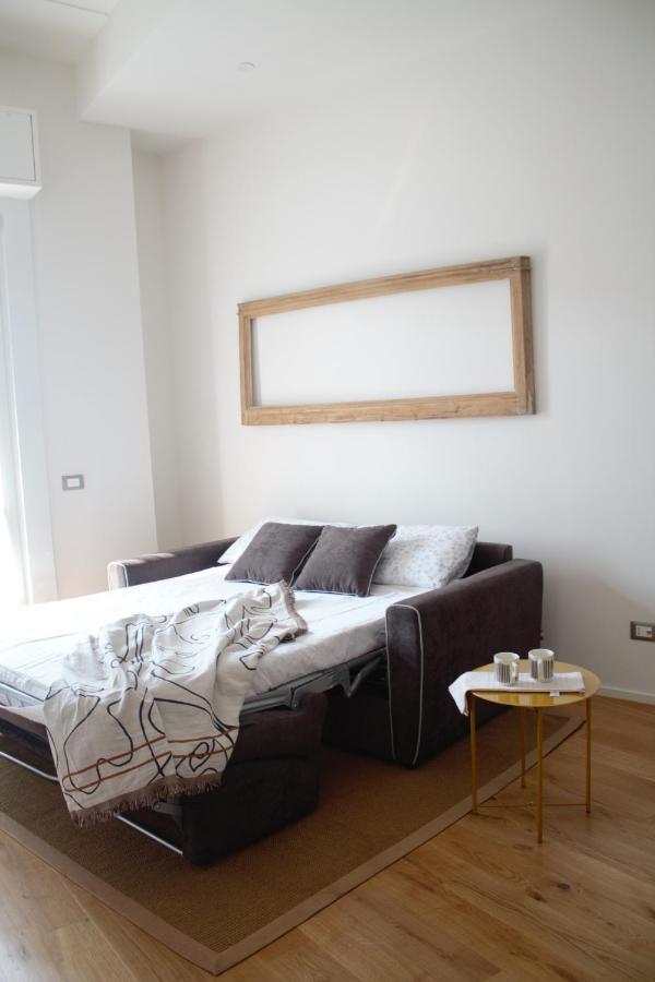 "La Milanese" Modern Apartment, 100 Meters From Metro Isola Esterno foto